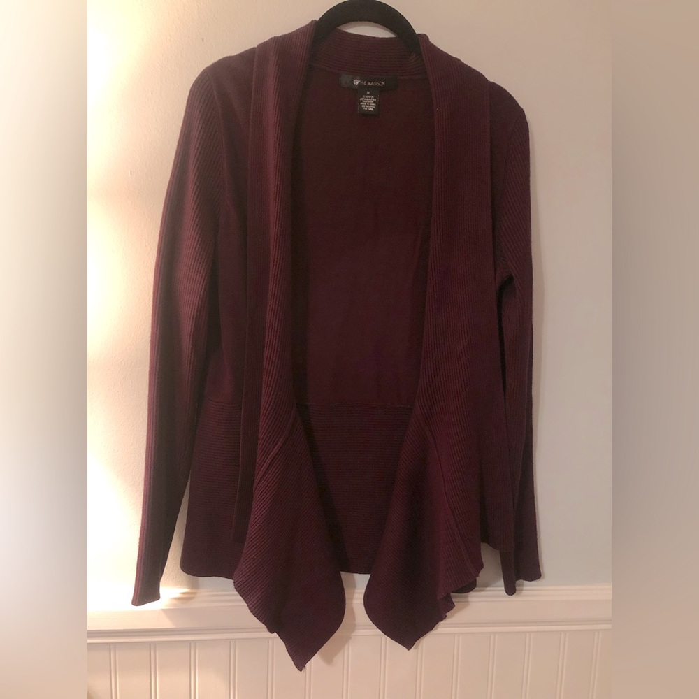 Cardigan excellent condition!